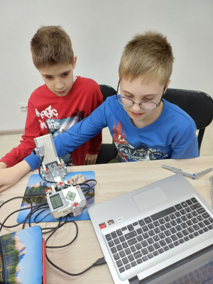 СТЕМГРАДЪ - робототехника